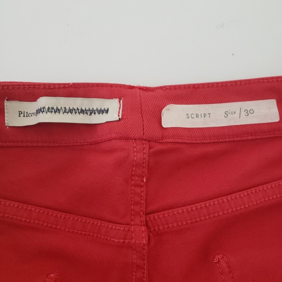 Pilcro Letterpress Script Red Raw Hem Crop Jeans - Picture 4 of 8